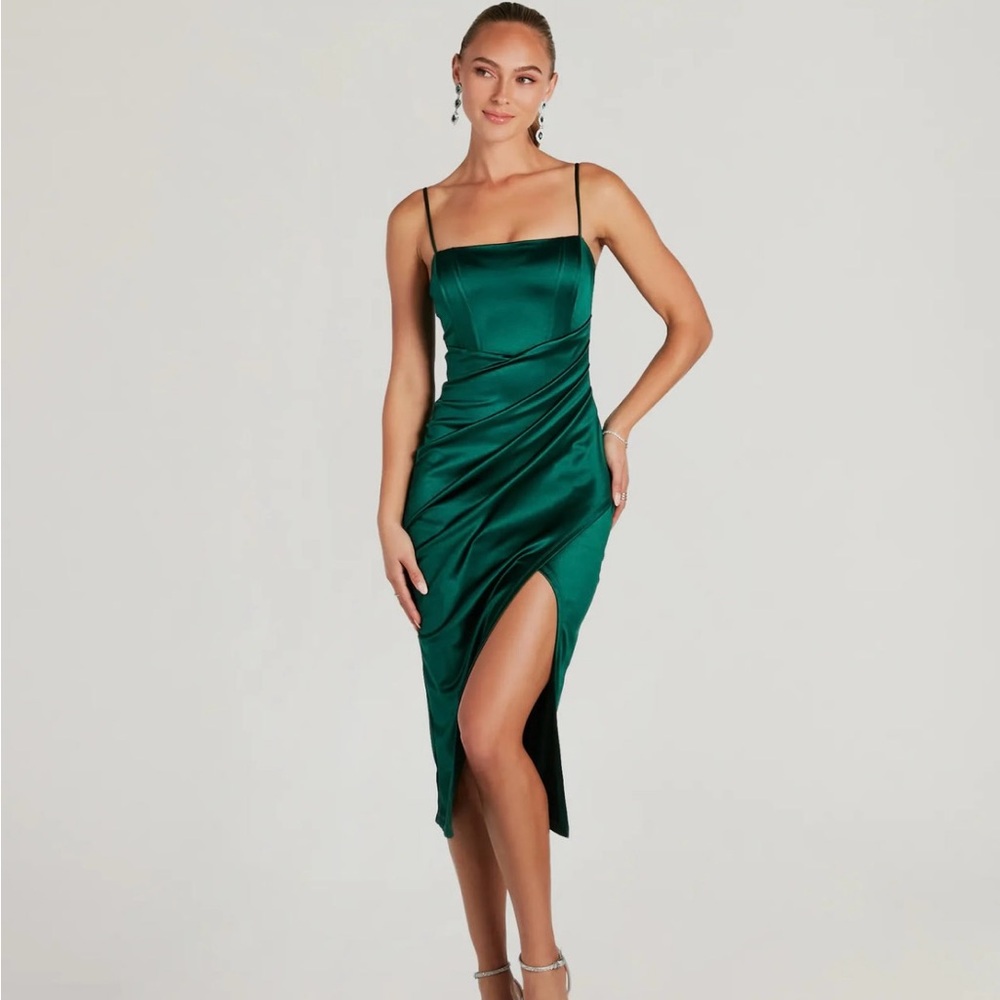 Windsor Hunter Green Corset Satin Midi Dress
